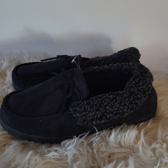 Slippers shoes black color with teddy inside - Picture 2 of 6